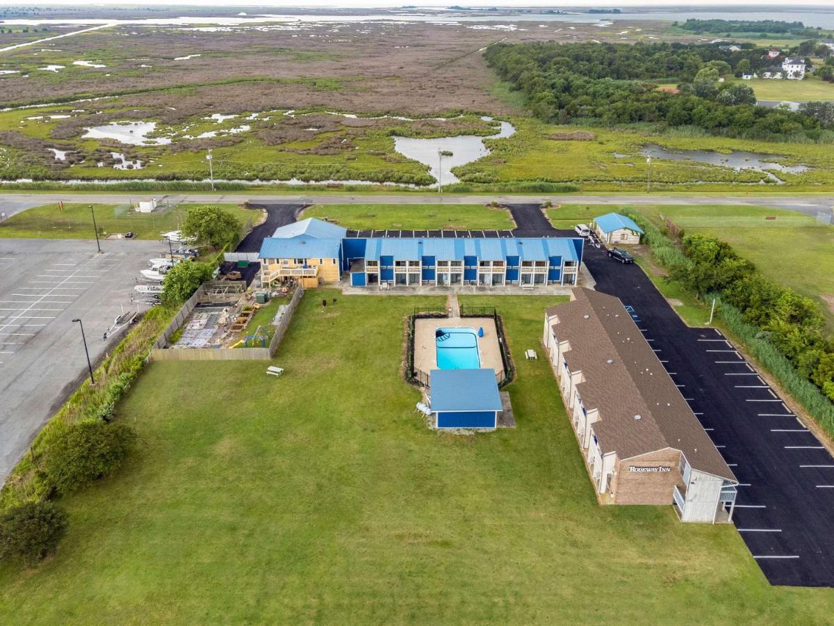 Rodeway Inn At Somers Cove Marina Crisfield Exterior foto